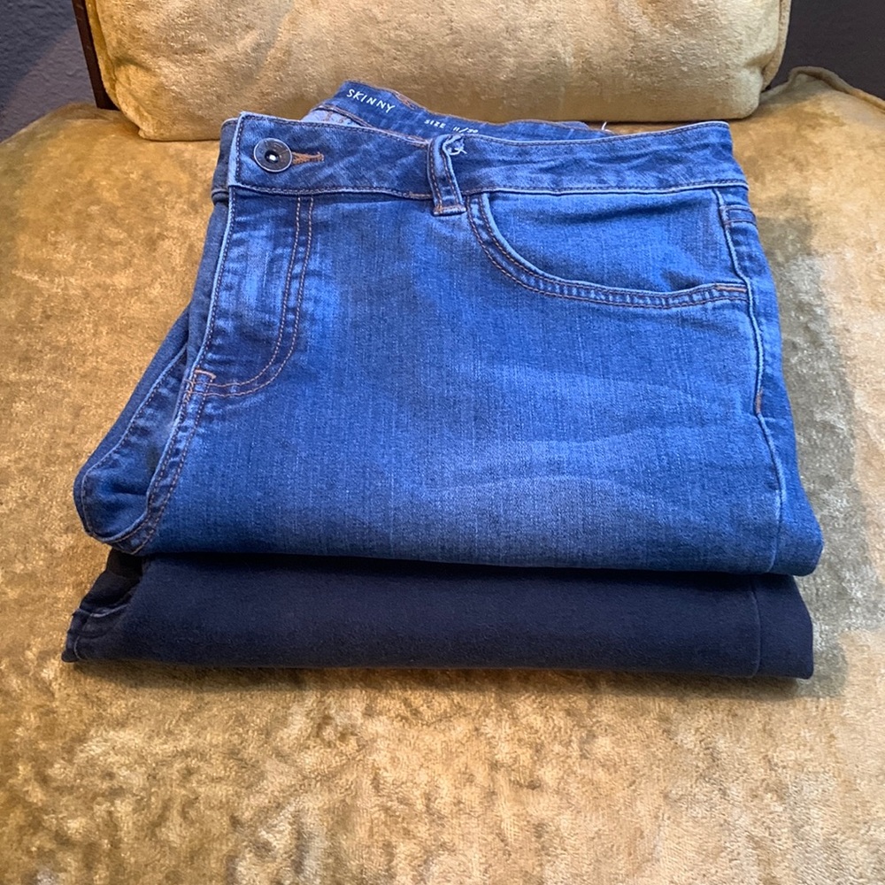 Vans Skinny Fit Distressed Jeans (2)